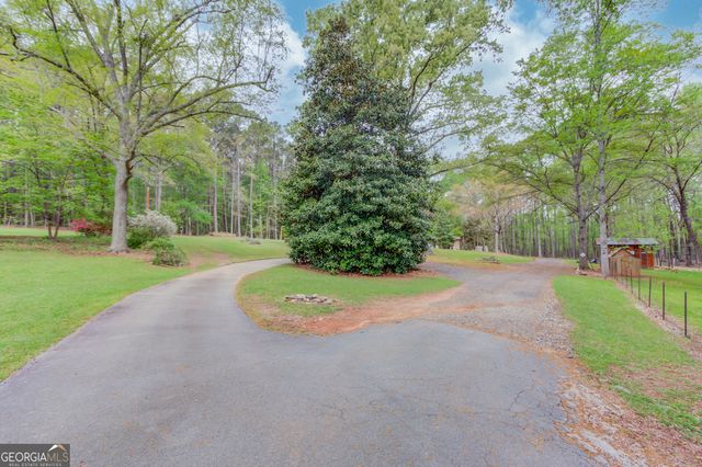 207 Boogers Hill Road, Oxford, GA 30054