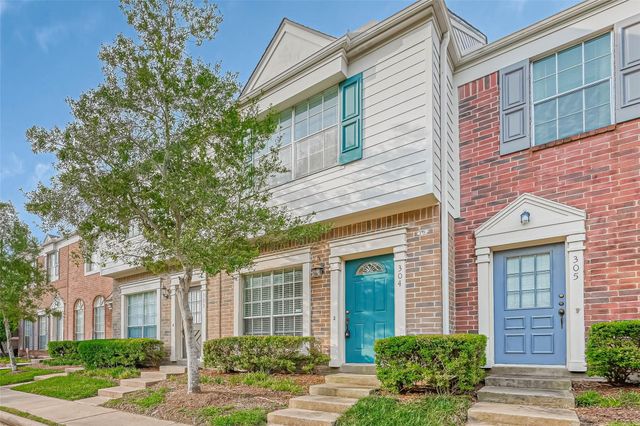 2930 Grants Lake Boulevard 304, Sugar Land, TX 77479