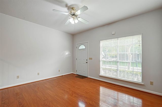 2930 Grants Lake Boulevard 304, Sugar Land, TX 77479