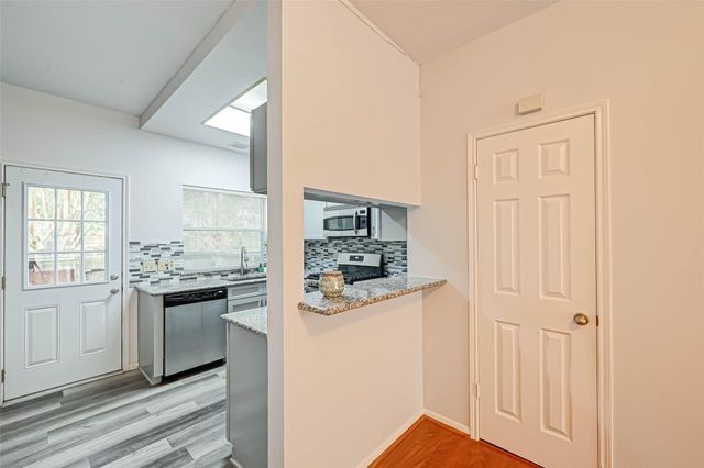 2930 Grants Lake Boulevard 304, Sugar Land, TX 77479