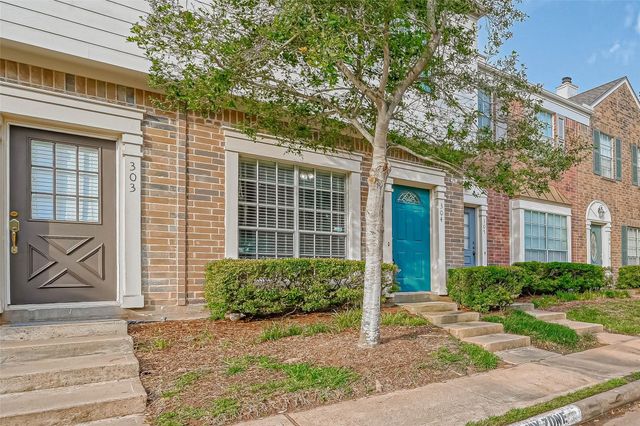 2930 Grants Lake Boulevard 304, Sugar Land, TX 77479