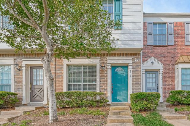 2930 Grants Lake Boulevard 304, Sugar Land, TX 77479