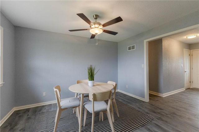 11601 Bennington Avenue, Kansas City, MO 64134