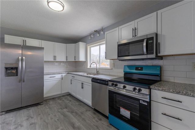 11601 Bennington Avenue, Kansas City, MO 64134