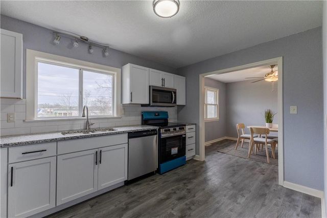 11601 Bennington Avenue, Kansas City, MO 64134