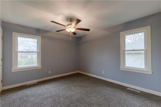 11601 Bennington Avenue, Kansas City, MO 64134