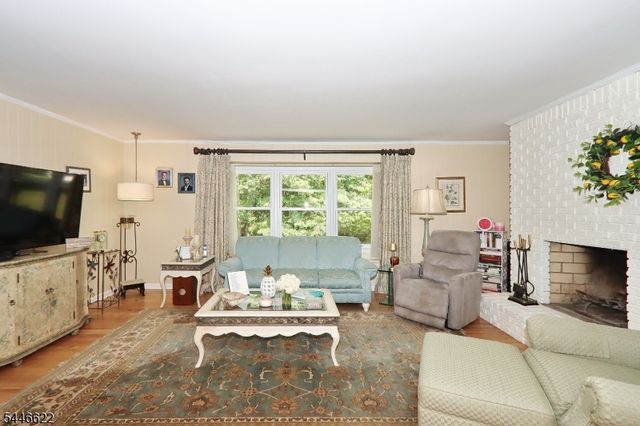 1521 Cooper Rd, Scotch Plains Twp., NJ 07076