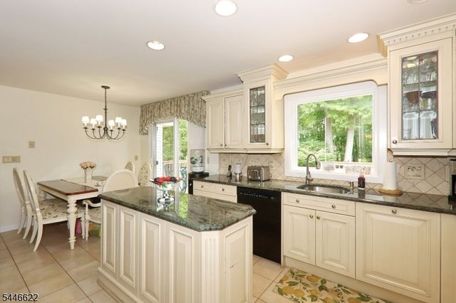 1521 Cooper Rd, Scotch Plains Twp., NJ 07076