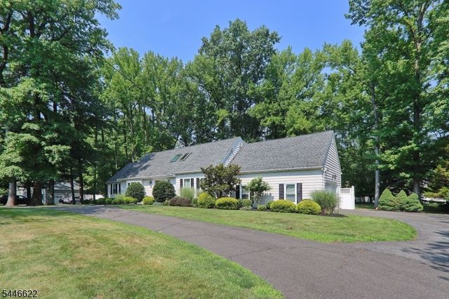 1521 Cooper Rd, Scotch Plains Twp., NJ 07076
