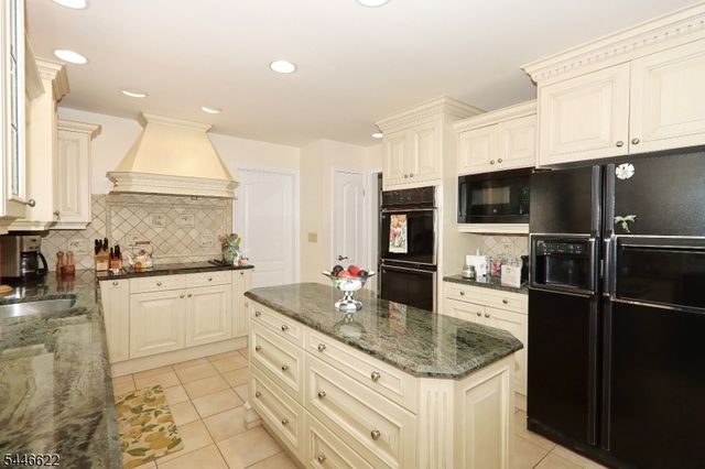 1521 Cooper Rd, Scotch Plains Twp., NJ 07076