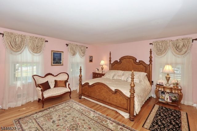 1521 Cooper Rd, Scotch Plains Twp., NJ 07076