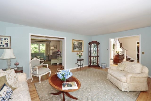 1521 Cooper Rd, Scotch Plains Twp., NJ 07076