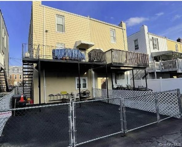 249 Calhoun Avenue, Bronx, NY 10465