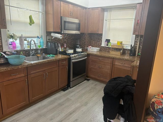 249 Calhoun Avenue, Bronx, NY 10465