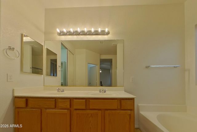 16264 W LINCOLN Street, Goodyear, AZ 85338