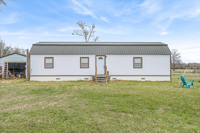 20675 County Road 3411, Chandler, TX 75758