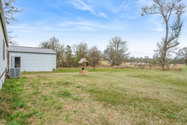 20675 County Road 3411, Chandler, TX 75758