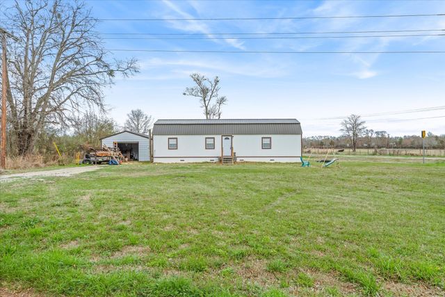 20675 County Road 3411, Chandler, TX 75758