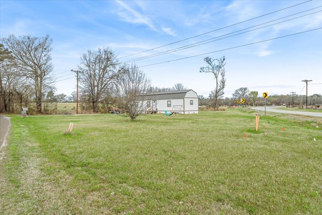 20675 County Road 3411, Chandler, TX 75758