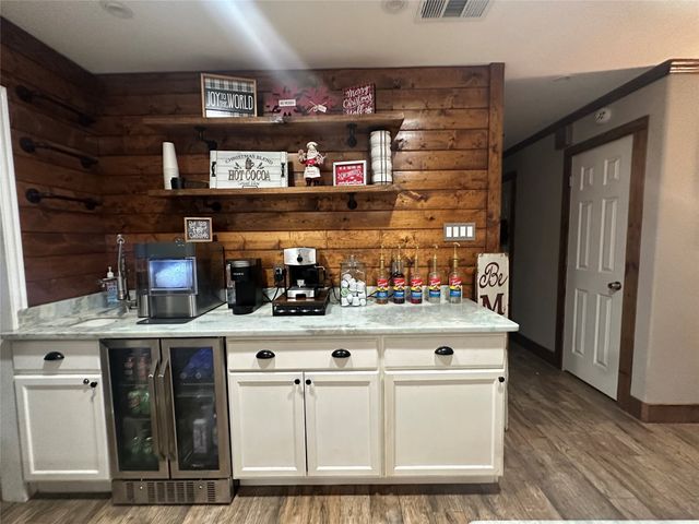 101 Twin Creek Road, Comanche, TX 76442