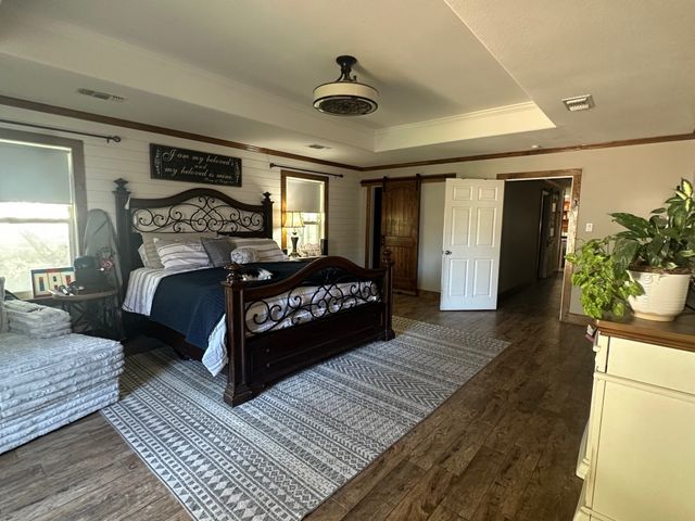 101 Twin Creek Road, Comanche, TX 76442