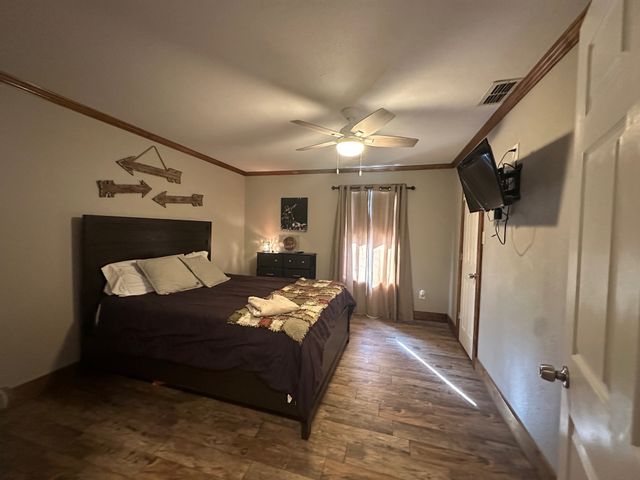 101 Twin Creek Road, Comanche, TX 76442