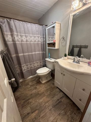 101 Twin Creek Road, Comanche, TX 76442