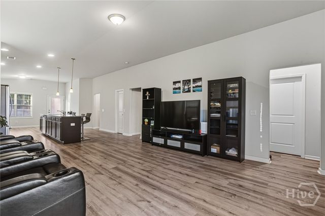 216 Caroline Way, Guyton, GA 31312