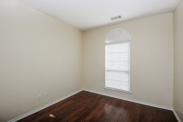 5108 Parkplace Drive, Argyle, TX 76226