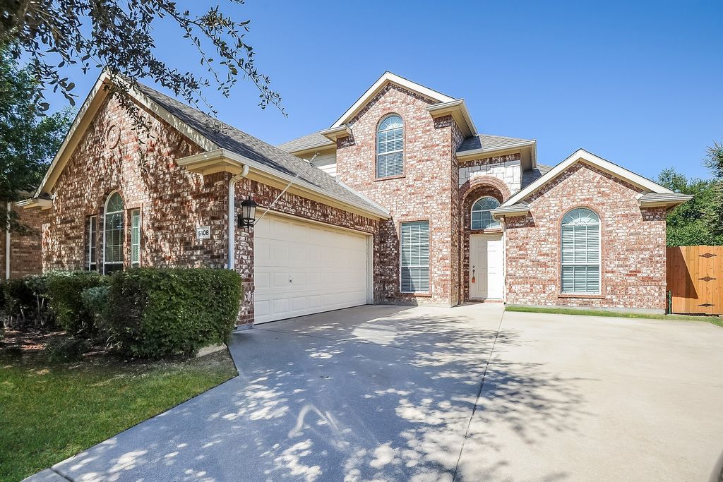 5108 Parkplace Drive, Argyle, TX 76226