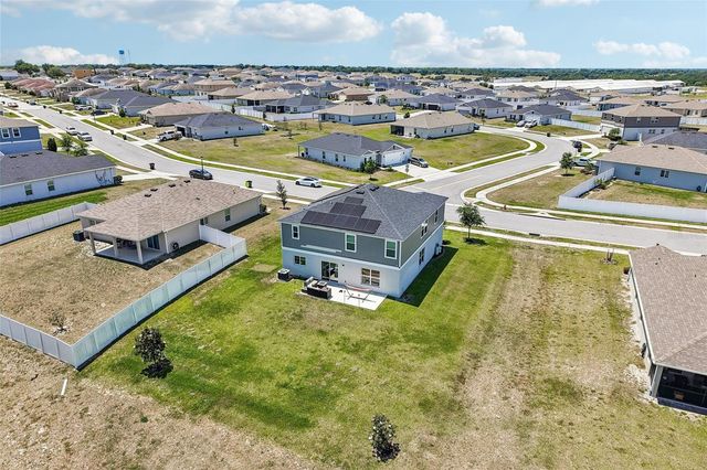 2082 FICUS STREET, Mascotte, FL 34753