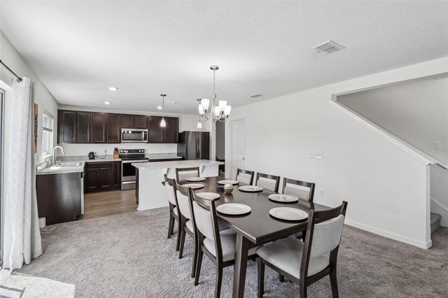 2082 FICUS STREET, Mascotte, FL 34753