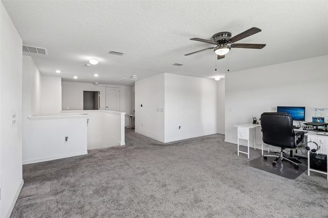 2082 FICUS STREET, Mascotte, FL 34753