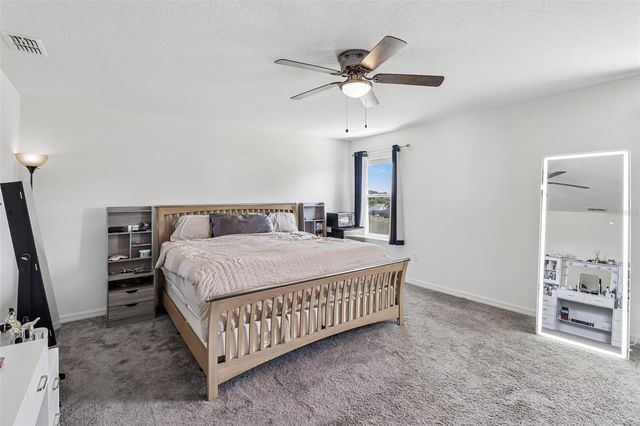 2082 FICUS STREET, Mascotte, FL 34753