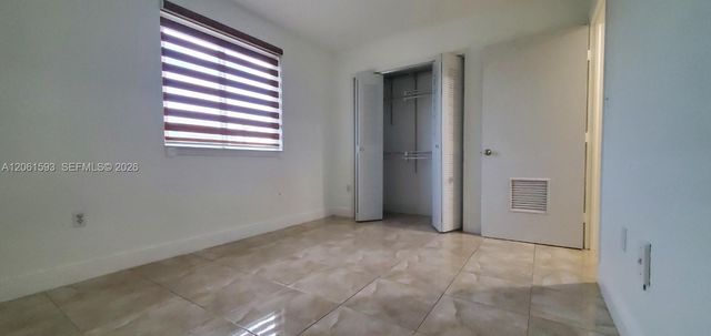 1627 NW 18th Street 310, Miami, FL 33125