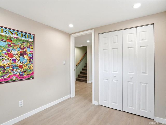 965 Saulsbury St, Lakewood, CO 80214