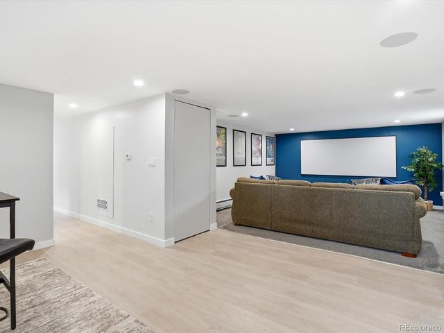 965 Saulsbury St, Lakewood, CO 80214