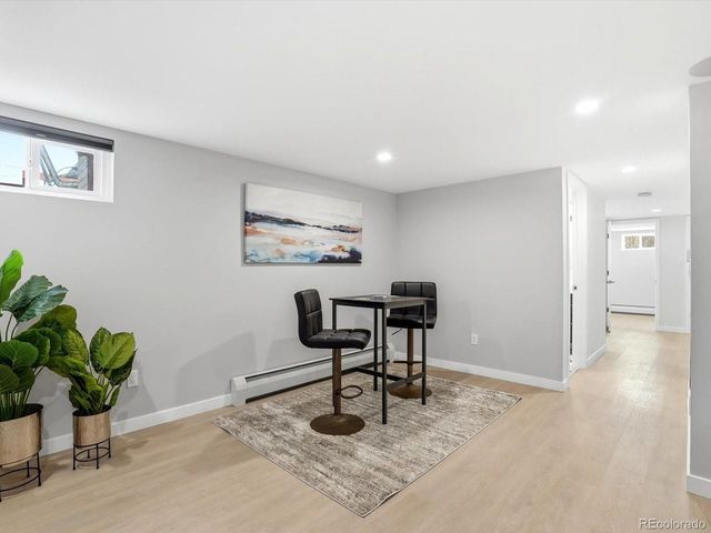 965 Saulsbury St, Lakewood, CO 80214