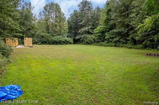 42575 Judd Road, Belleville, MI 48111