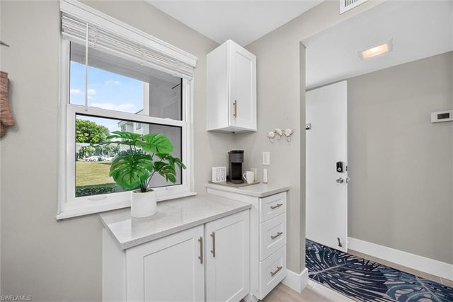 1624 Pine Valley DR 117, Fort Myers, FL 33907