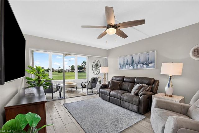 1624 Pine Valley DR 117, Fort Myers, FL 33907