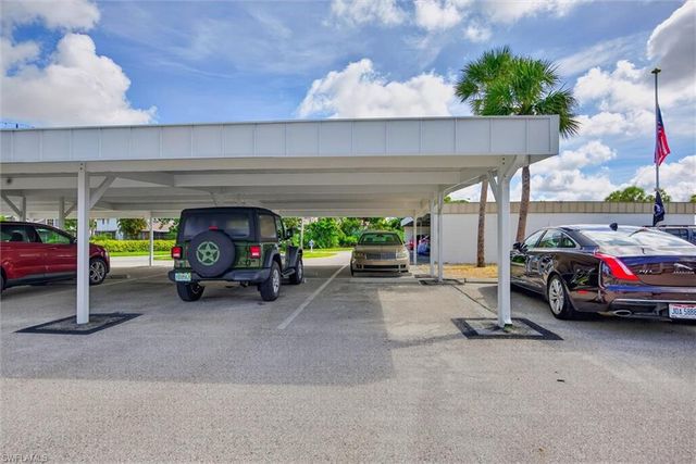 1624 Pine Valley DR 117, Fort Myers, FL 33907