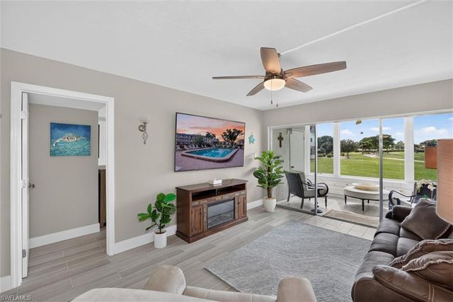1624 Pine Valley DR 117, Fort Myers, FL 33907