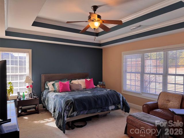 5006 Shannamara Drive, Matthews, NC 28104