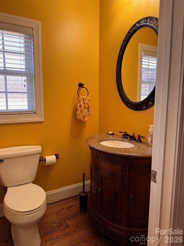 5006 Shannamara Drive, Matthews, NC 28104