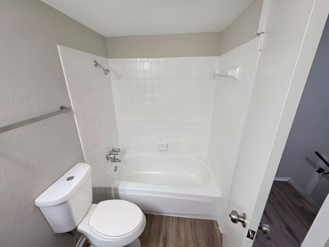 4044 Buena Vista Street 214, Dallas, TX 75204