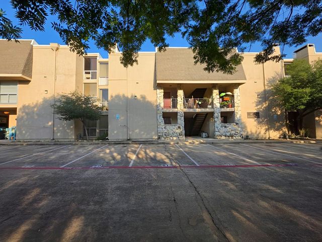 4044 Buena Vista Street 214, Dallas, TX 75204