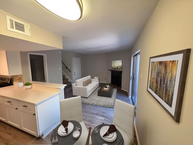 4044 Buena Vista Street 214, Dallas, TX 75204