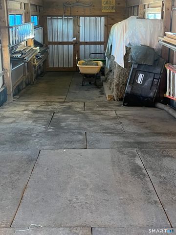 112 Schulman Veselak Road, East Haddam, CT 06423