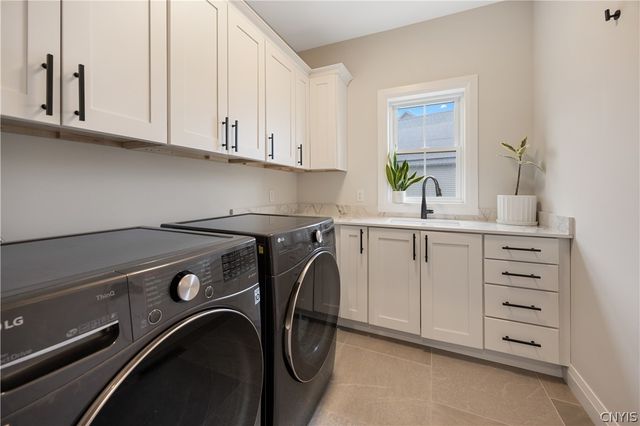 4285 Cindy Lane, Onondaga, NY 13215